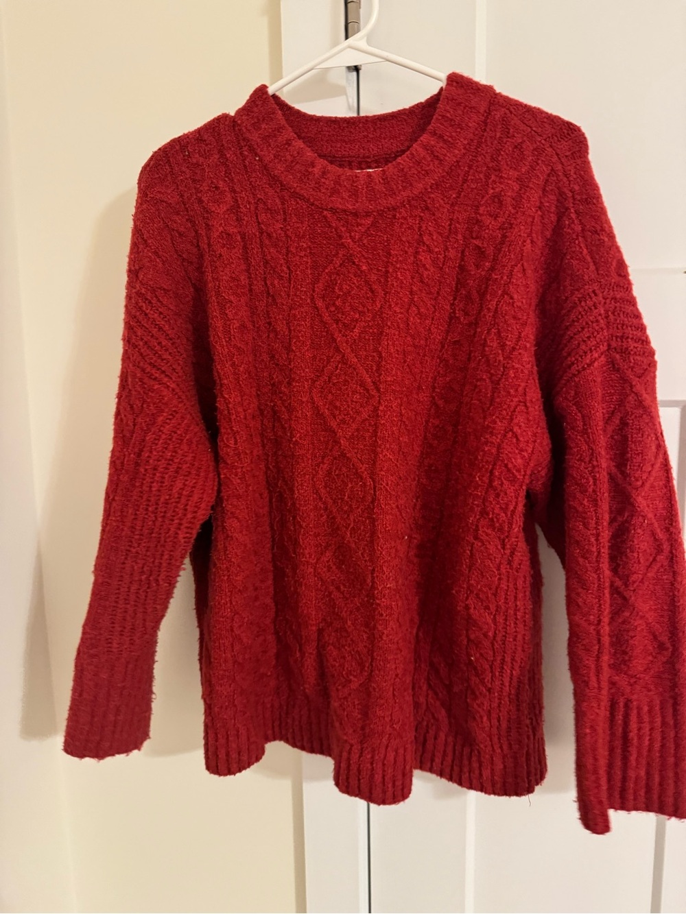 Abercrombie & Fitch Red Cable Knit Crewneck Sweater
